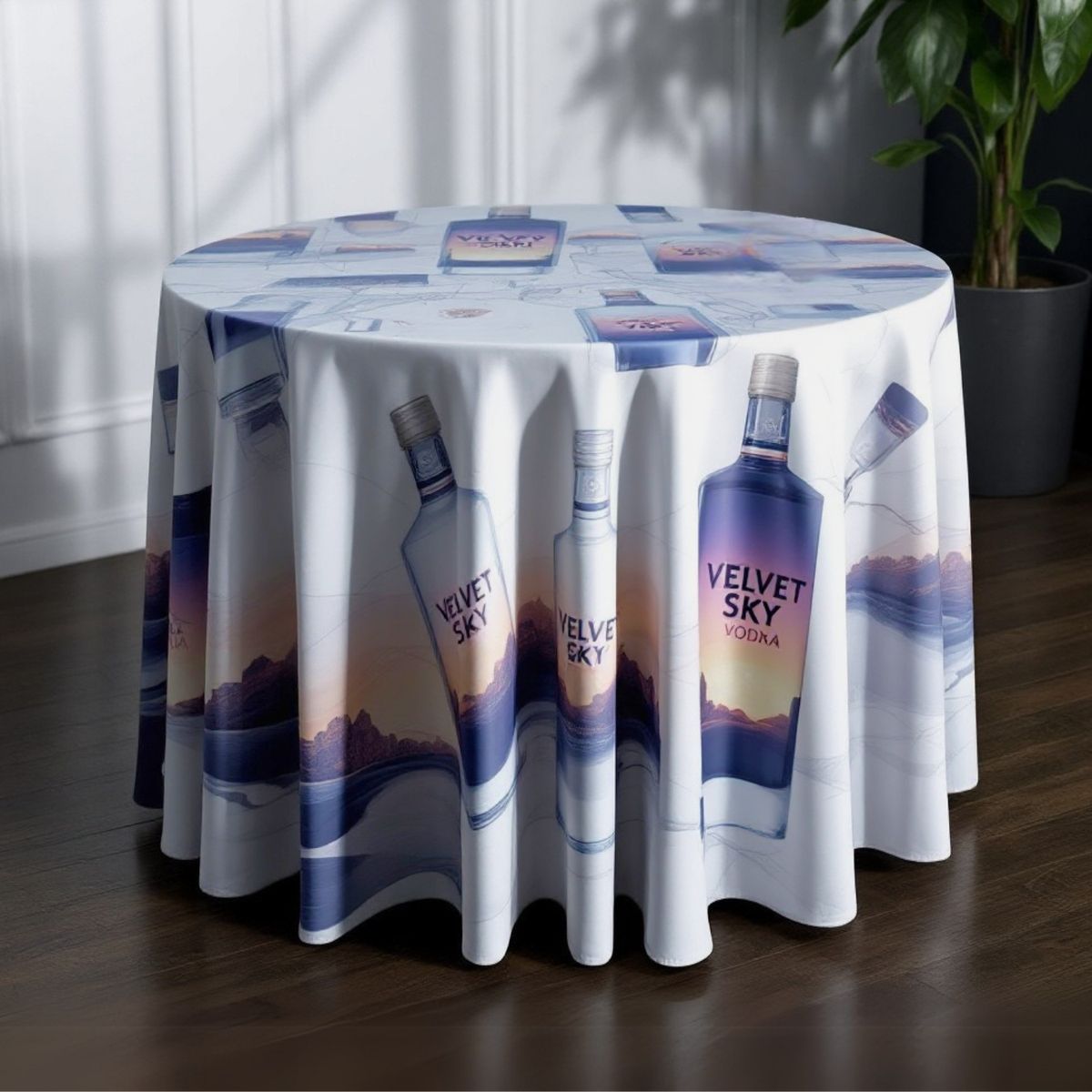 108" Round Premium Table Throw